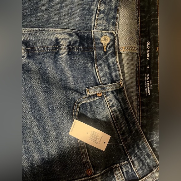 Women’s Size 18 Old Navy High Waisted Straight Leg Jeans - Picture 3 of 3